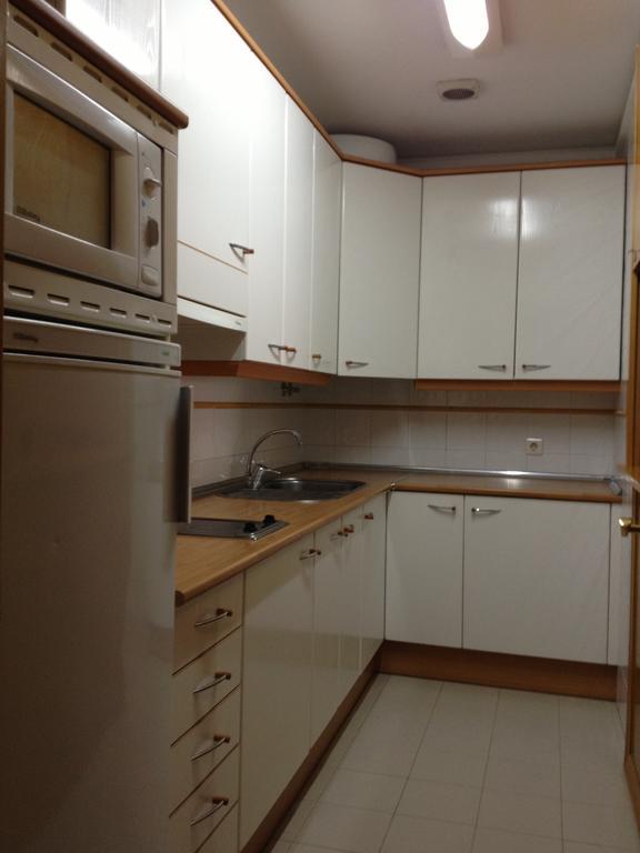Apartamentos Turisticos Puerta De Леон Екстериор снимка